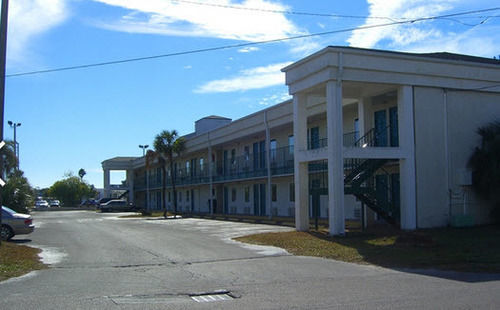 Oyo Hotel New Port Richey Gulf Beach Us 19 Exterior foto